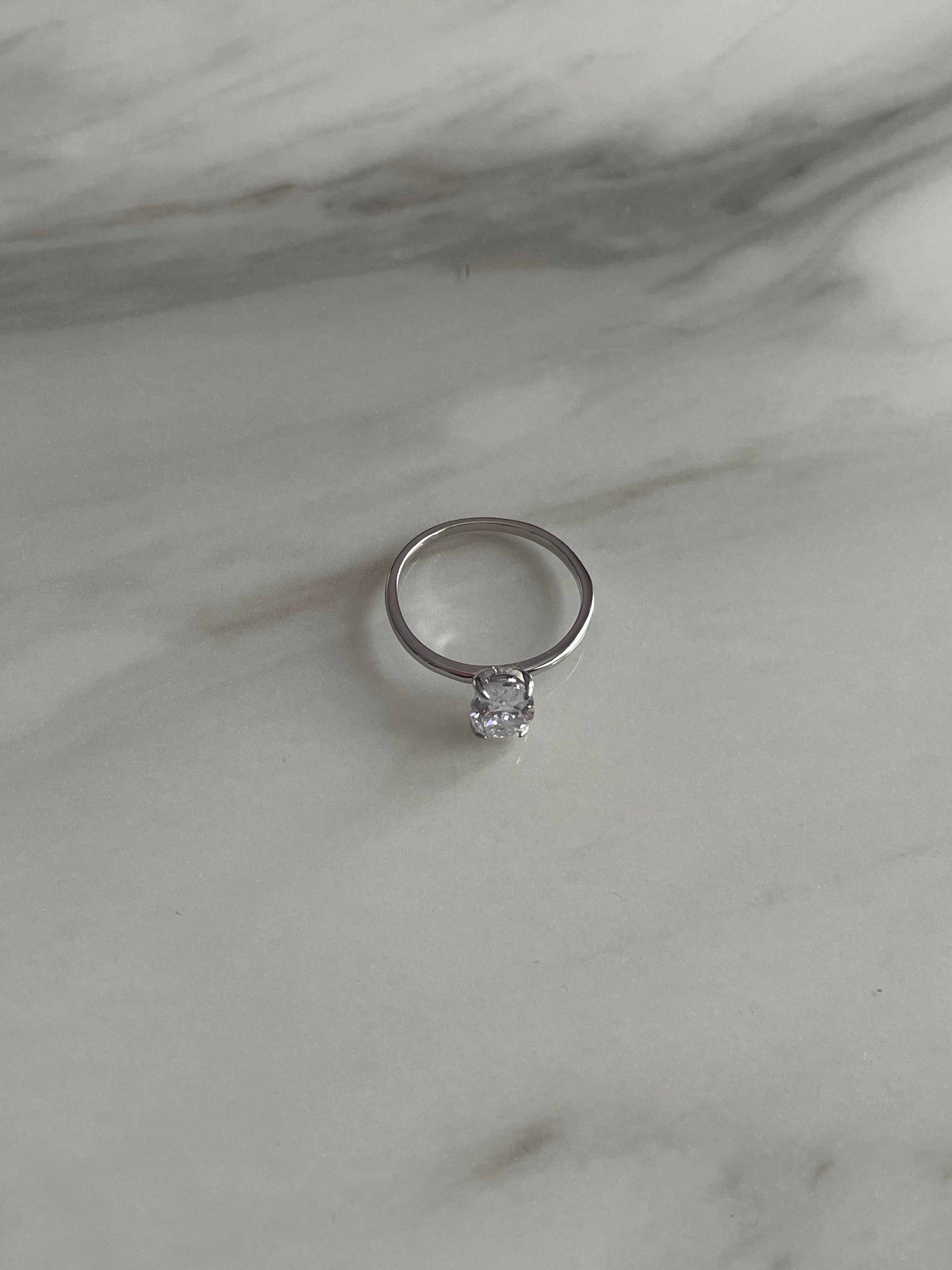 925 Sterling Silver 1 Carat Diamond Ring