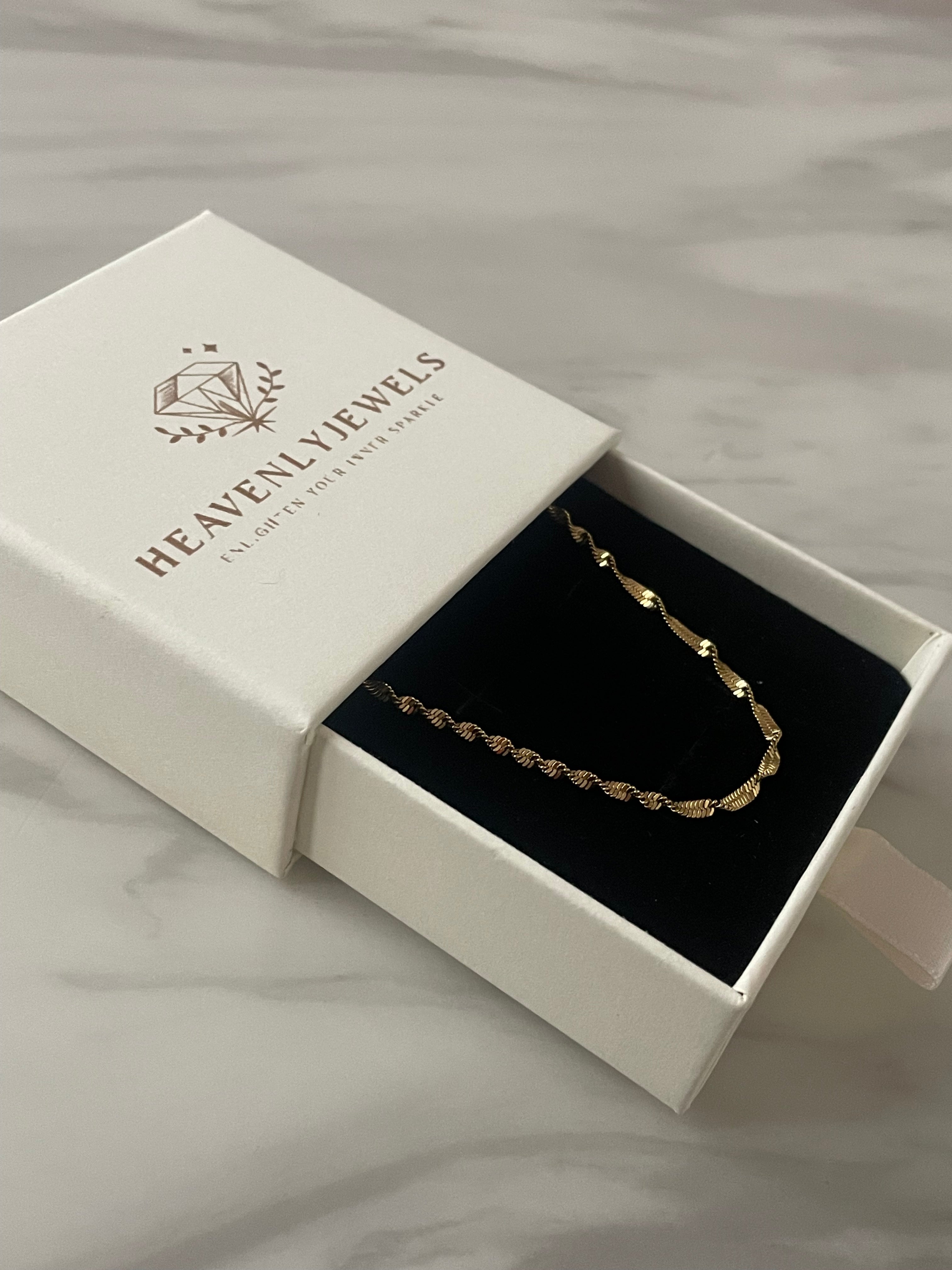 18k Gold Plated Dainty Twisted Bracelet