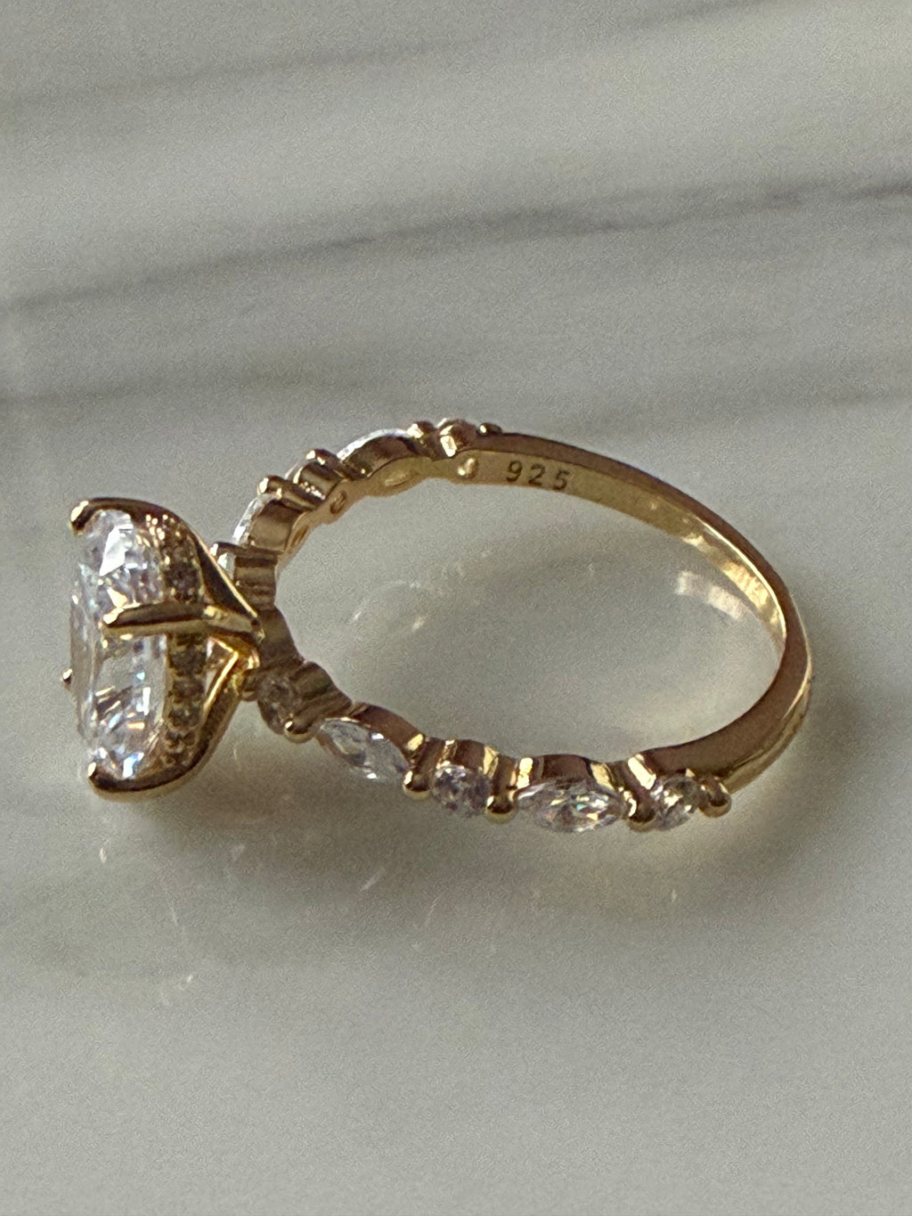 18k Gold Plated 925 Sterling Silver Filled Elliptical Cubic Zirconia Ring