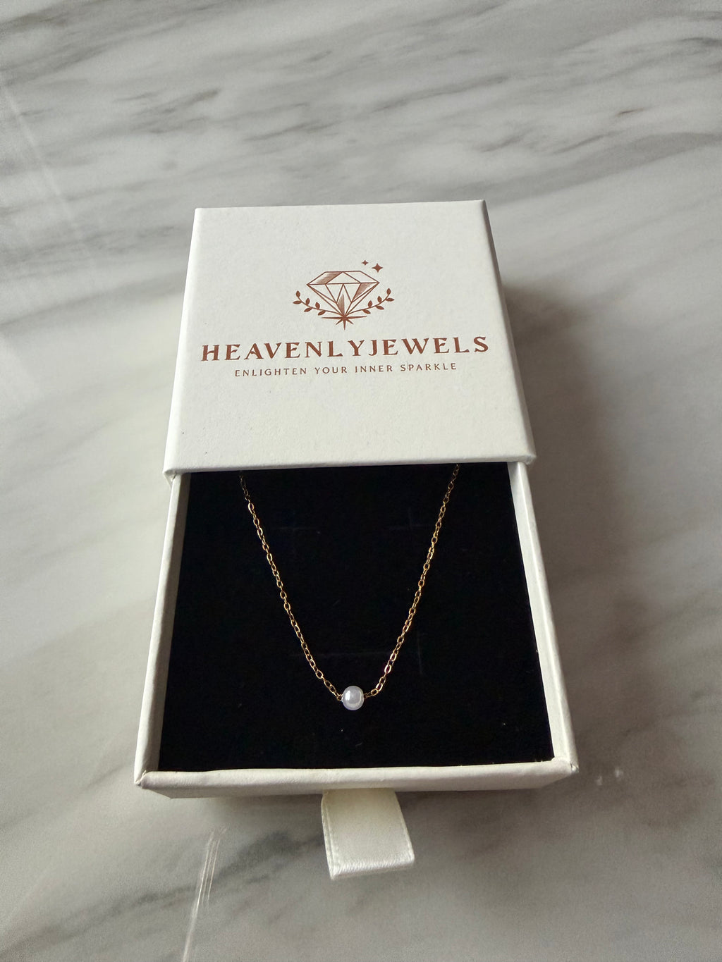 18k Gold Plated Stainless Steel Pearl Pendant Dainty Thin Necklace